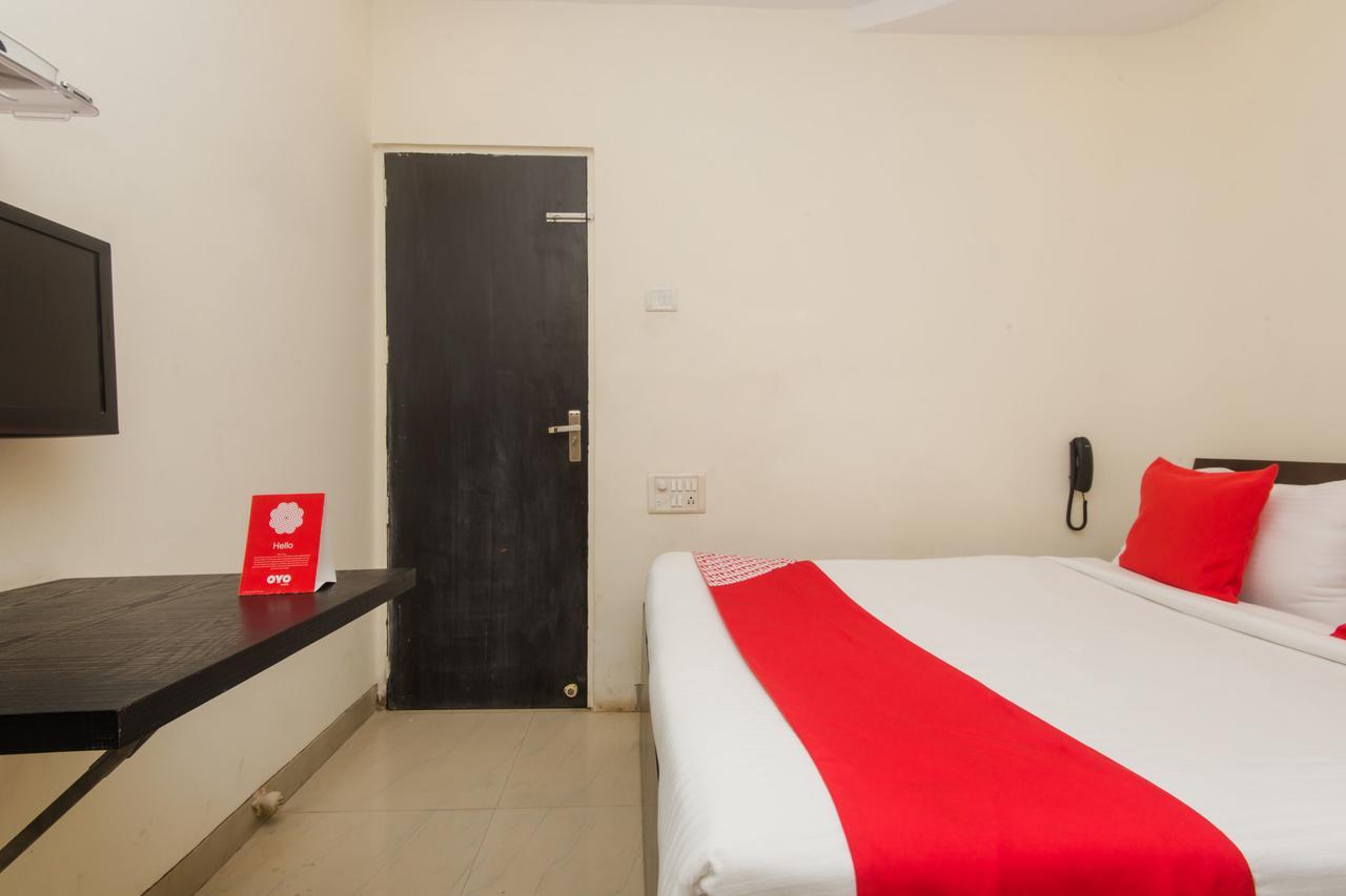 Oyo 10103 Hotel Aviva Мумбаї Екстер'єр фото